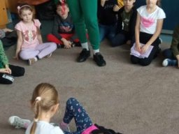 Rok szkolny 2023-2024 - 132 - Uczymy si⌐ udzielaå pierwszej pomocy przedmedycznej